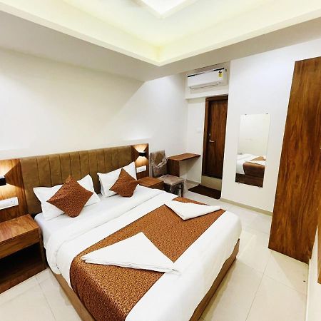Hotel Black Burn Mumbai Kültér fotó